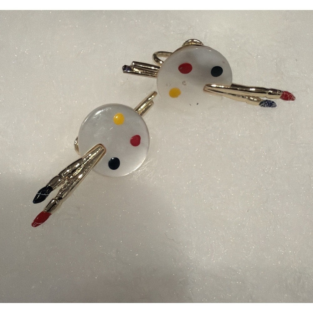 Vintage White Pearlized Paint Palette Screw Back Clip On Earrings Multicolor